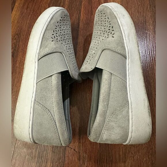 Vionic Men's Gray Slip-On Shoes - Picture 6 of 9